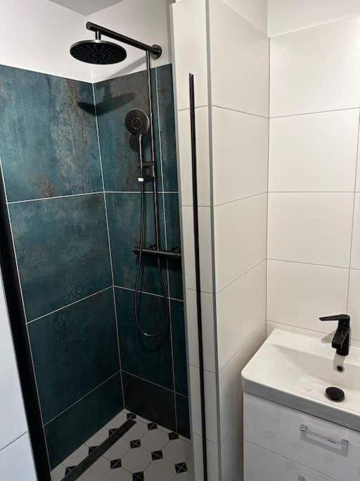 Byt V Rezidencni Ctvrti Prahy 6 Prag Exteriör bild